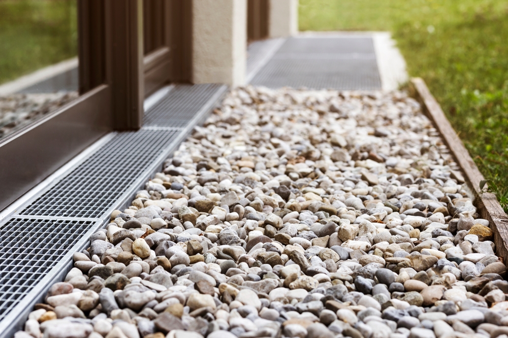 French drain installations prevent your basement from flooding, prevent the yard from flooding, and protect your foundation.