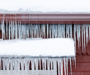 The Winter Gutter Problem Nobody Talks About: Damage Prevention & Solution